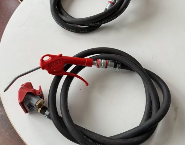 Pientä mutta tärkeää! Puhallussuutin auton puhdistukseen