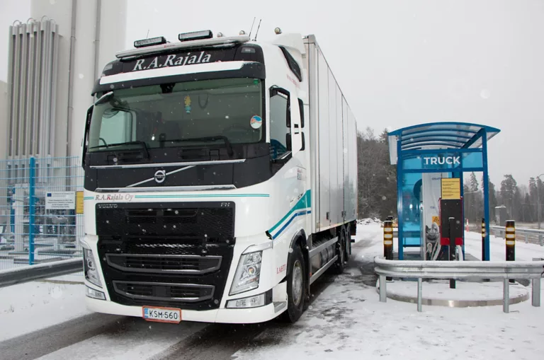 Home Fi Volvo Trucks Kuljetusliike Rajala Volvo Fh460 Lng Www